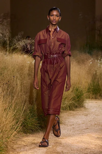 Look 7